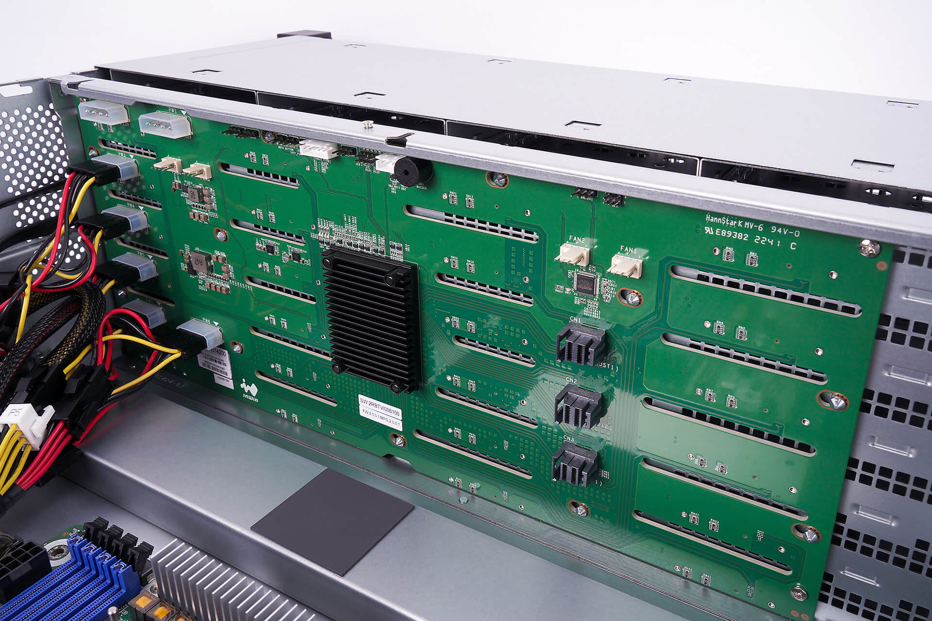IW-RSA424-02M - server system assembly